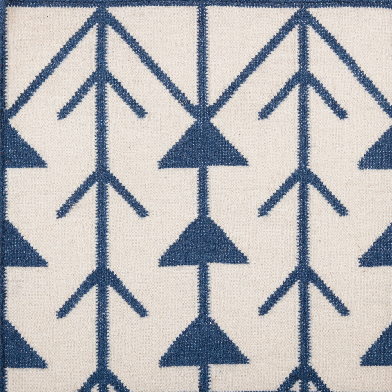 Arrows Flatweave Rug - Custom Colours & Size