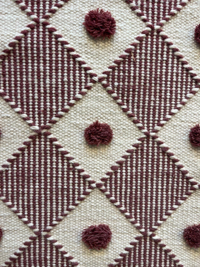 Dotty Diamond 1.2m x 1.8m